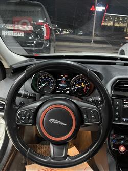 جاگوار XE